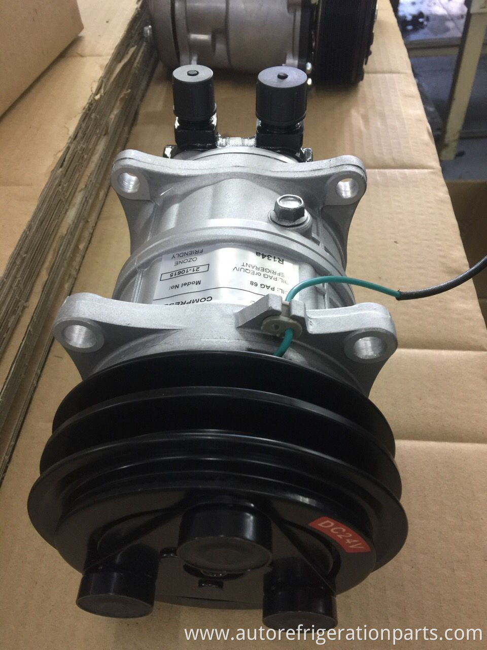 Auto AC Compressor